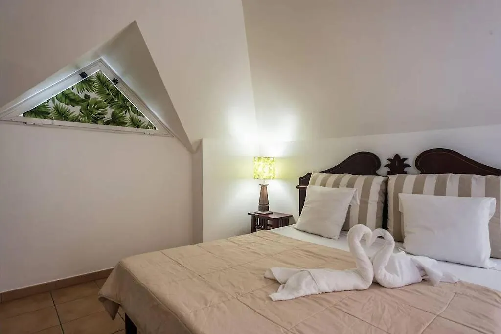 New ! 3 Pieces Avec Piscine Et Plage Accessibles A Pieds Sainte-Luce 0*,  Martinique
