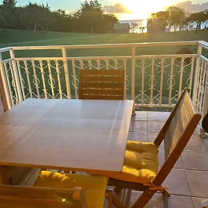Appartement Grenade Les Pieds Dans L'eau Et Vue Caraibes Dans Magnifique De, Sainte-Luce